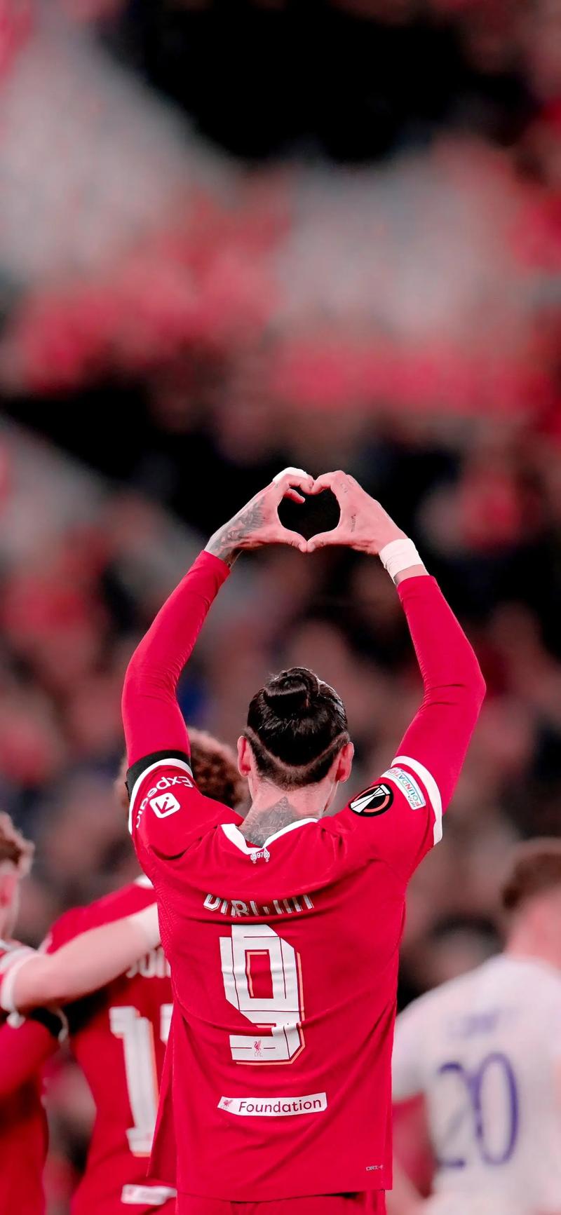 雷克瑟姆CEO：埃里克森经纪人最初以为我们想签球员拍纪录片（雷克瑟姆CEO称：埃里克森经纪人起初误以为我们签他是为了拍纪录片）