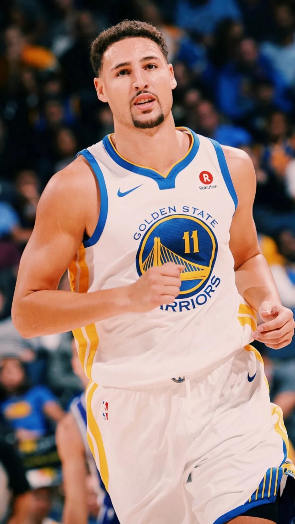 湖人本赛季输掉的7场比赛最少一场输10分，场均输17.7分（湖人本季7场失利分差全为两位数，场均净负17.7分）