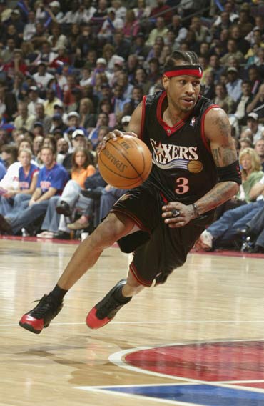 本·谢泼德小腿一级拉伤，卡莱尔透露将至少缺阵10天（卡莱尔：本·谢泼德小腿一级拉伤，预计至少缺阵10天）