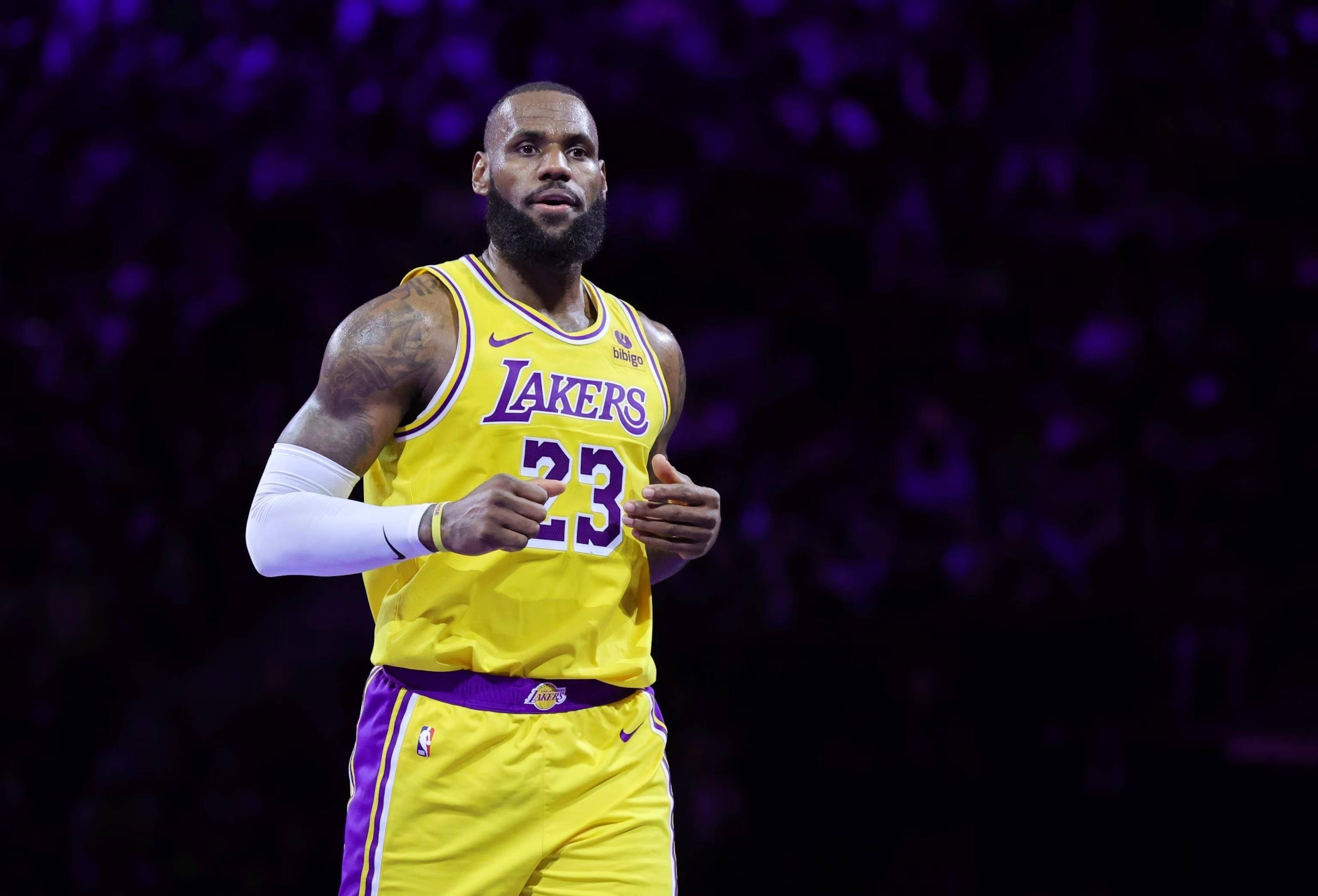 CBA球队战术分析：深圳队防守策略,（CBA战术解读：深圳队的防守体系）