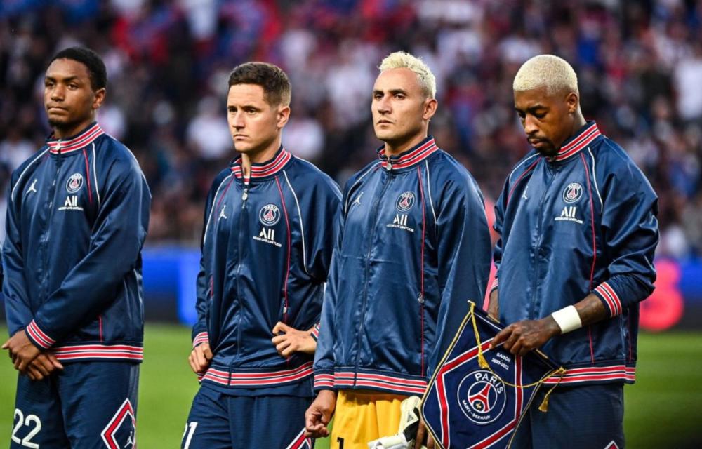 图片报：因两名前锋状态差，多特考虑冬窗签维罗纳前锋焦瓦内（图片报称多特因两锋低迷，计划冬窗追维罗纳前锋焦瓦内）