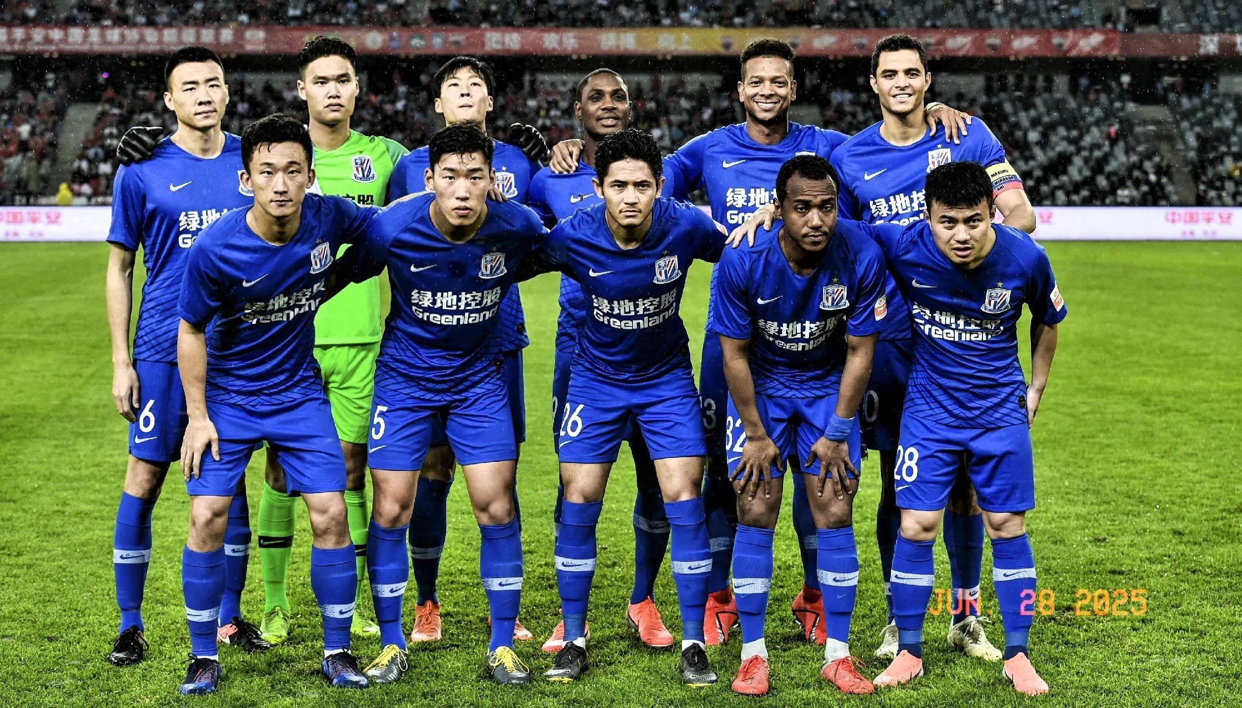 篮球勇士全队战术执行效率提升（勇士全队战术执行效率大幅跃升）