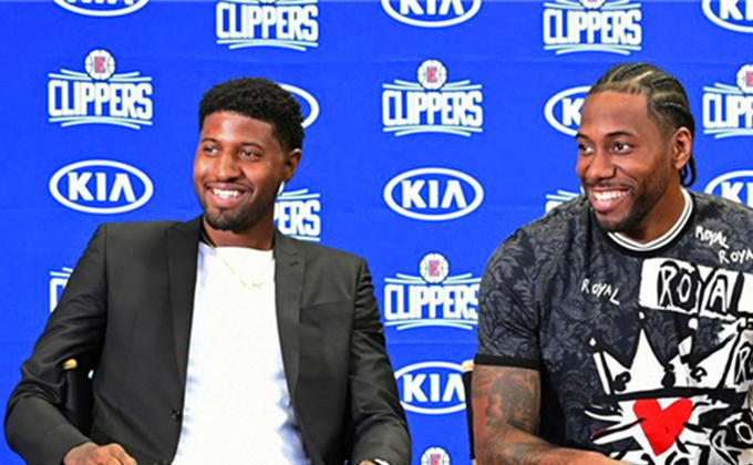 替补登场已尽力！布莱克16中6得到14分11篮板4助攻（替补上阵竭尽全力：布莱克14分11板4助，16投6中）