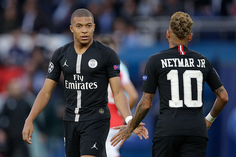 出战洛城德比！快船球星哈登明日复出对阵湖人（洛城德比上演：哈登明日复出领衔快船对决湖人）