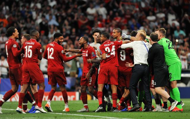 篮球NBA公布月最佳球员，榜单无悬念（NBA月度最佳球员出炉，结果毫无悬念）