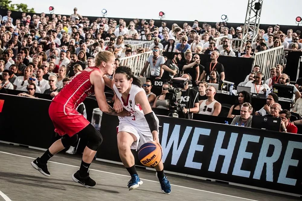 拉波尔塔：很幸运能拥有亚马尔，我要保护他与他保持一致立场（拉波尔塔：亚马尔是我们的幸运，我会保护他并与他立场一致）